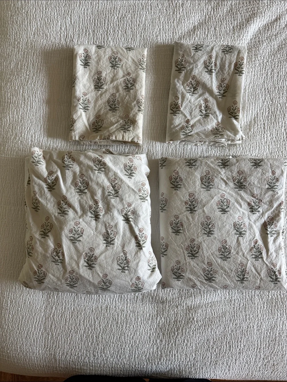 Pottery Barn Teen Floral Pillowcases in Cream, Green, Pink